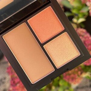 Reina Rebelde - On Your Face Contour + Color Trio Palette